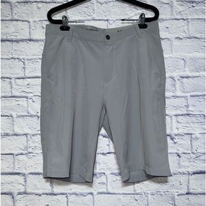 Adidas golf shorts gray excellent size 32